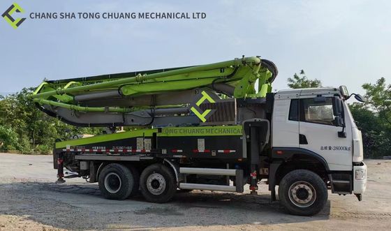 줌리언 중공업은 2020년에 콘크리트 펌프 트럭 ZLJ5280THBJE 40m을 사용했습니다